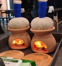 Herbal Pouch Therapy